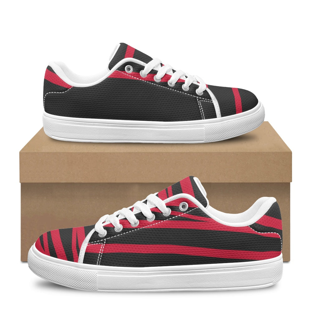 Everyday Casuals – Black & Red Stripe